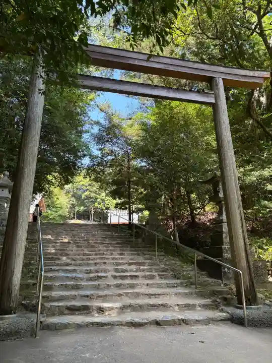山口大神宮の{uncategorized: "未分類", other: "その他", undefined: "問題あり", building: "その他建物", grave: "お墓", sacred_gate: "鳥居", guardian: "狛犬", statue: "像", buddha: "仏像", history: "歴史", nature: "自然", garden: "庭園", animal: "動物", pagoda: "塔", temizu: "手水舎", mountain_gate: "山門・神門", sanctuary: "本殿・本堂", subordinate: "末社・摂社", art: "芸術", scenery: "景色", jizo: "地蔵", ema: "絵馬", goshuin: "御朱印", omikuji: "おみくじ", items: "授与品その他", amulet: "お守り", goshuincho: "御朱印帳", eats: "食事", festival: "お祭り", votive_dance: "神楽", shichigosan: "七五三参", wedding: "結婚式", experience: "体験その他", initially: "初詣", around: "周辺", anti_infection: "感染症対策"}