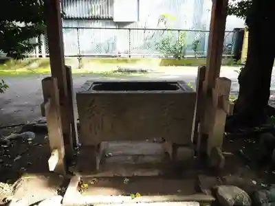 前方八幡神社の手水舎