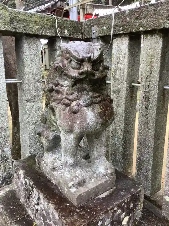 橿森神社の狛犬