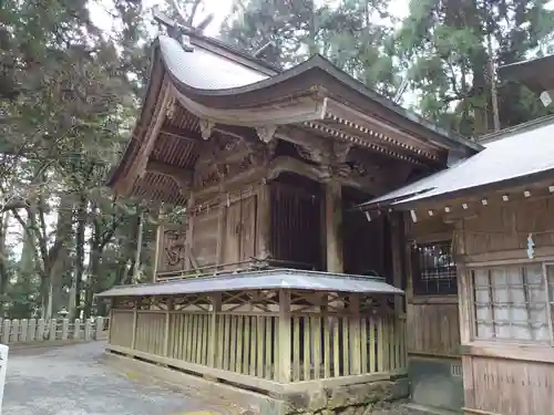草部吉見神社の本殿・本堂