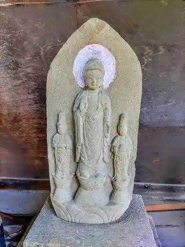 秋葉社（引山2）の仏像