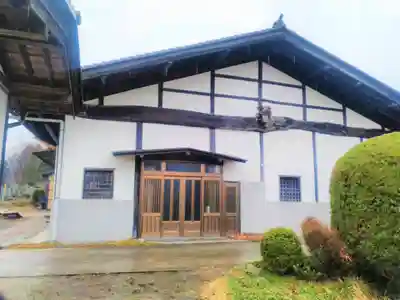 蓮照寺の本殿・本堂