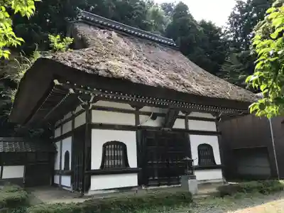 西明寺の本殿・本堂