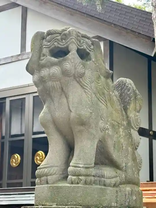 旭川神社の狛犬