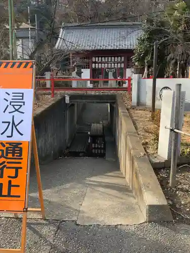 山名八幡宮の建物その他