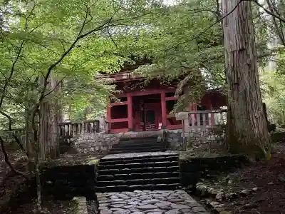瀧尾神社（日光二荒山神社別宮）の{uncategorized: "未分類", other: "その他", undefined: "問題あり", building: "その他建物", grave: "お墓", sacred_gate: "鳥居", guardian: "狛犬", statue: "像", buddha: "仏像", history: "歴史", nature: "自然", garden: "庭園", animal: "動物", pagoda: "塔", temizu: "手水舎", mountain_gate: "山門・神門", sanctuary: "本殿・本堂", subordinate: "末社・摂社", art: "芸術", scenery: "景色", jizo: "地蔵", ema: "絵馬", goshuin: "御朱印", omikuji: "おみくじ", items: "授与品その他", amulet: "お守り", goshuincho: "御朱印帳", eats: "食事", festival: "お祭り", votive_dance: "神楽", shichigosan: "七五三参", wedding: "結婚式", experience: "体験その他", initially: "初詣", around: "周辺", anti_infection: "感染症対策"}