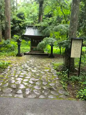 小國神社の{uncategorized: "未分類", other: "その他", undefined: "問題あり", building: "その他建物", grave: "お墓", sacred_gate: "鳥居", guardian: "狛犬", statue: "像", buddha: "仏像", history: "歴史", nature: "自然", garden: "庭園", animal: "動物", pagoda: "塔", temizu: "手水舎", mountain_gate: "山門・神門", sanctuary: "本殿・本堂", subordinate: "末社・摂社", art: "芸術", scenery: "景色", jizo: "地蔵", ema: "絵馬", goshuin: "御朱印", omikuji: "おみくじ", items: "授与品その他", amulet: "お守り", goshuincho: "御朱印帳", eats: "食事", festival: "お祭り", votive_dance: "神楽", shichigosan: "七五三参", wedding: "結婚式", experience: "体験その他", initially: "初詣", around: "周辺", anti_infection: "感染症対策"}