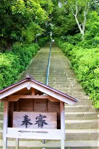 粟嶋神社の建物その他