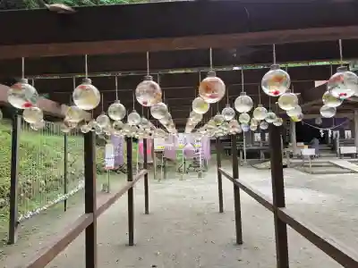 霧島岑神社の{uncategorized: "未分類", other: "その他", undefined: "問題あり", building: "その他建物", grave: "お墓", sacred_gate: "鳥居", guardian: "狛犬", statue: "像", buddha: "仏像", history: "歴史", nature: "自然", garden: "庭園", animal: "動物", pagoda: "塔", temizu: "手水舎", mountain_gate: "山門・神門", sanctuary: "本殿・本堂", subordinate: "末社・摂社", art: "芸術", scenery: "景色", jizo: "地蔵", ema: "絵馬", goshuin: "御朱印", omikuji: "おみくじ", items: "授与品その他", amulet: "お守り", goshuincho: "御朱印帳", eats: "食事", festival: "お祭り", votive_dance: "神楽", shichigosan: "七五三参", wedding: "結婚式", experience: "体験その他", initially: "初詣", around: "周辺", anti_infection: "感染症対策"}