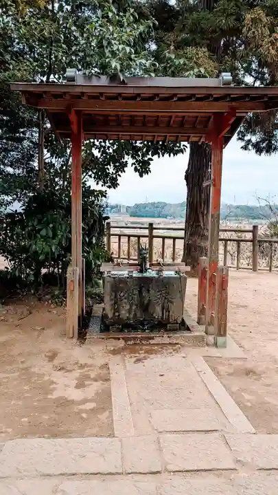 飯綱神社の手水舎