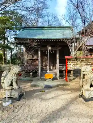 鹿島御児神社の{uncategorized: "未分類", other: "その他", undefined: "問題あり", building: "その他建物", grave: "お墓", sacred_gate: "鳥居", guardian: "狛犬", statue: "像", buddha: "仏像", history: "歴史", nature: "自然", garden: "庭園", animal: "動物", pagoda: "塔", temizu: "手水舎", mountain_gate: "山門・神門", sanctuary: "本殿・本堂", subordinate: "末社・摂社", art: "芸術", scenery: "景色", jizo: "地蔵", ema: "絵馬", goshuin: "御朱印", omikuji: "おみくじ", items: "授与品その他", amulet: "お守り", goshuincho: "御朱印帳", eats: "食事", festival: "お祭り", votive_dance: "神楽", shichigosan: "七五三参", wedding: "結婚式", experience: "体験その他", initially: "初詣", around: "周辺", anti_infection: "感染症対策"}