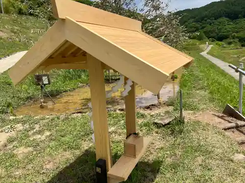 稲倉棚田社の本殿・本堂