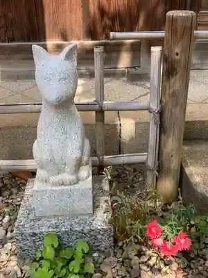 花園稲荷神社の狛犬
