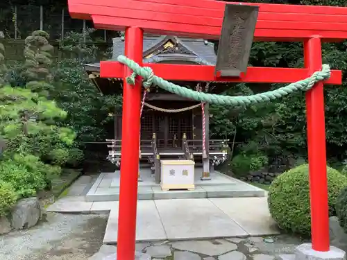 武州柿生琴平神社の末社・摂社