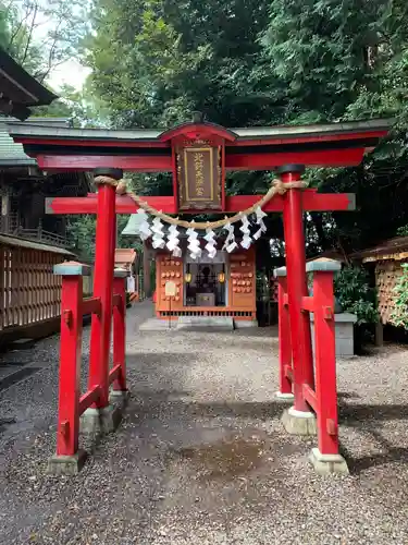 岩槻久伊豆神社の鳥居