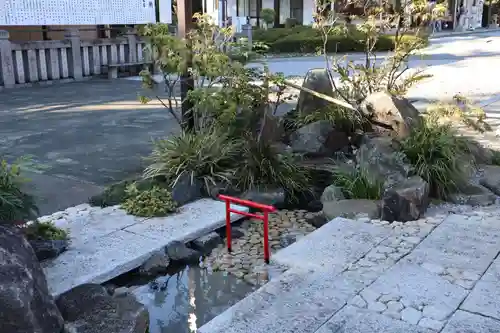 白鷺神社の庭園