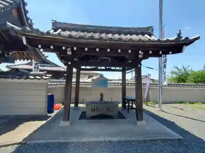 大智院(清水寺大智院)の手水舎