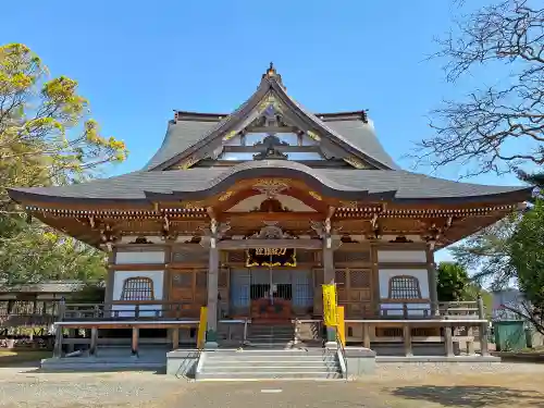 鏡忍寺の本殿・本堂