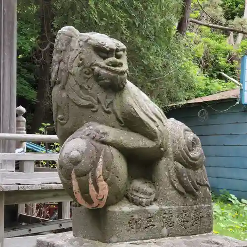 住三吉神社の狛犬