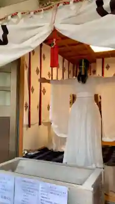 瀧澤神社の{uncategorized: "未分類", other: "その他", undefined: "問題あり", building: "その他建物", grave: "お墓", sacred_gate: "鳥居", guardian: "狛犬", statue: "像", buddha: "仏像", history: "歴史", nature: "自然", garden: "庭園", animal: "動物", pagoda: "塔", temizu: "手水舎", mountain_gate: "山門・神門", sanctuary: "本殿・本堂", subordinate: "末社・摂社", art: "芸術", scenery: "景色", jizo: "地蔵", ema: "絵馬", goshuin: "御朱印", omikuji: "おみくじ", items: "授与品その他", amulet: "お守り", goshuincho: "御朱印帳", eats: "食事", festival: "お祭り", votive_dance: "神楽", shichigosan: "七五三参", wedding: "結婚式", experience: "体験その他", initially: "初詣", around: "周辺", anti_infection: "感染症対策"}