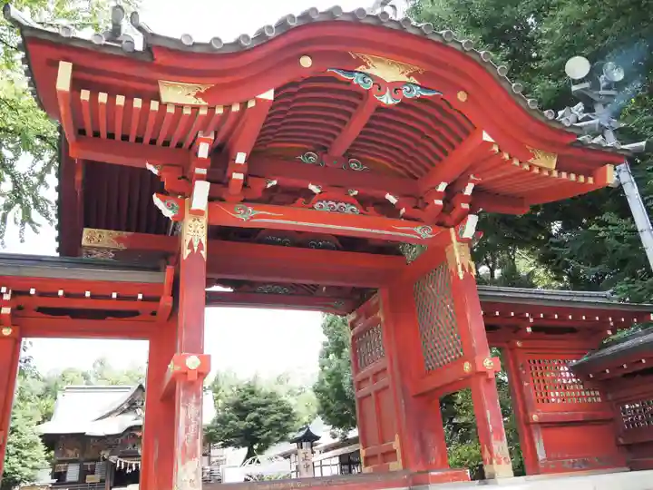 秩父神社の山門・神門