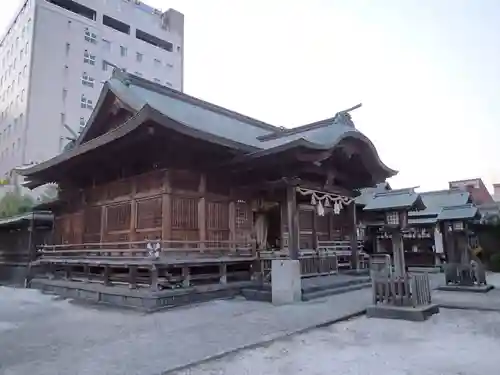 須衛都久神社の本殿