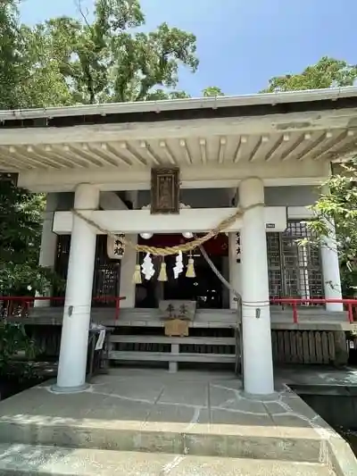 幸福神社の本殿
