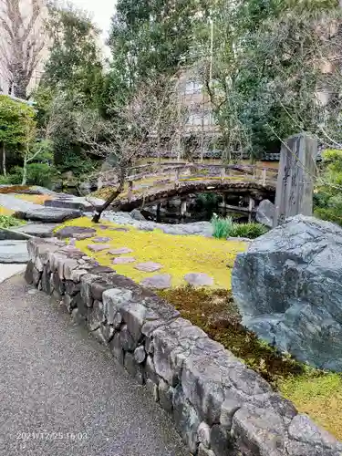 湯島天満宮の庭園