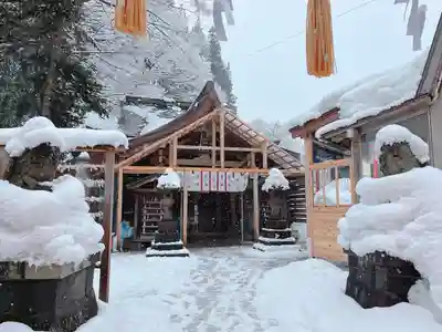 高龍神社の本殿・本堂