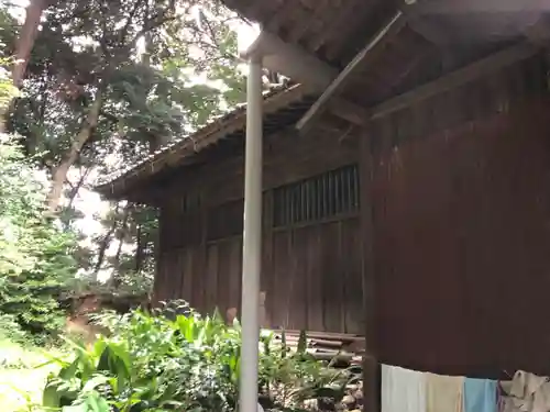 利神社の本殿