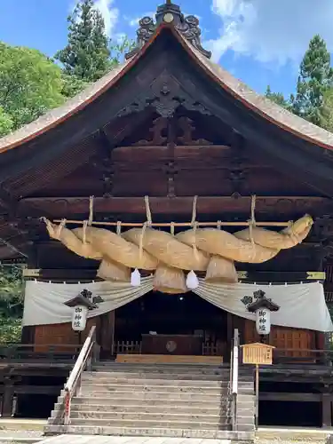 諏訪大社下社秋宮(長野県)