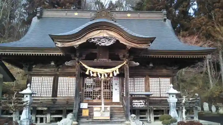 白鳥神社の本殿・本堂