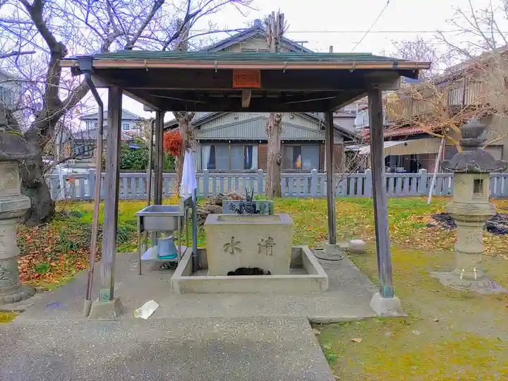 和泉屋社(北方町)の手水舎