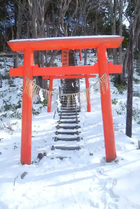 阿寒湖稲荷神社の鳥居
