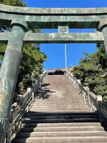 琴彈八幡宮の鳥居