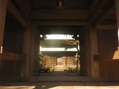 英勝寺の山門・神門