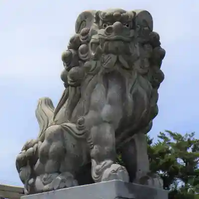 魚津神社の狛犬