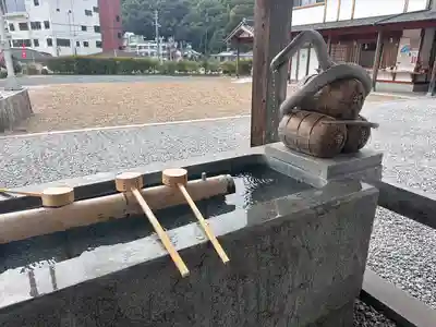 岩国白蛇神社の手水舎