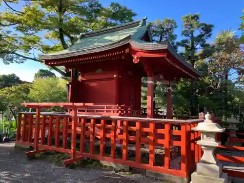 鶴岡八幡宮の末社