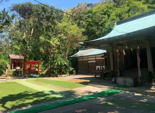 洲崎神社の本殿・本堂
