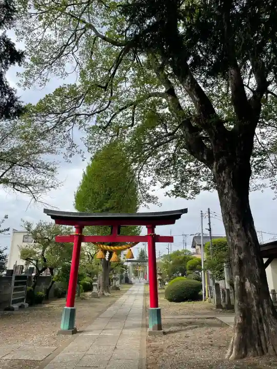 本宿天神社の{uncategorized: "未分類", other: "その他", undefined: "問題あり", building: "その他建物", grave: "お墓", sacred_gate: "鳥居", guardian: "狛犬", statue: "像", buddha: "仏像", history: "歴史", nature: "自然", garden: "庭園", animal: "動物", pagoda: "塔", temizu: "手水舎", mountain_gate: "山門・神門", sanctuary: "本殿・本堂", subordinate: "末社・摂社", art: "芸術", scenery: "景色", jizo: "地蔵", ema: "絵馬", goshuin: "御朱印", omikuji: "おみくじ", items: "授与品その他", amulet: "お守り", goshuincho: "御朱印帳", eats: "食事", festival: "お祭り", votive_dance: "神楽", shichigosan: "七五三参", wedding: "結婚式", experience: "体験その他", initially: "初詣", around: "周辺", anti_infection: "感染症対策"}