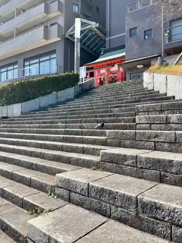 上土朝日稲荷神社の{uncategorized: "未分類", other: "その他", undefined: "問題あり", building: "その他建物", grave: "お墓", sacred_gate: "鳥居", guardian: "狛犬", statue: "像", buddha: "仏像", history: "歴史", nature: "自然", garden: "庭園", animal: "動物", pagoda: "塔", temizu: "手水舎", mountain_gate: "山門・神門", sanctuary: "本殿・本堂", subordinate: "末社・摂社", art: "芸術", scenery: "景色", jizo: "地蔵", ema: "絵馬", goshuin: "御朱印", omikuji: "おみくじ", items: "授与品その他", amulet: "お守り", goshuincho: "御朱印帳", eats: "食事", festival: "お祭り", votive_dance: "神楽", shichigosan: "七五三参", wedding: "結婚式", experience: "体験その他", initially: "初詣", around: "周辺", anti_infection: "感染症対策"}