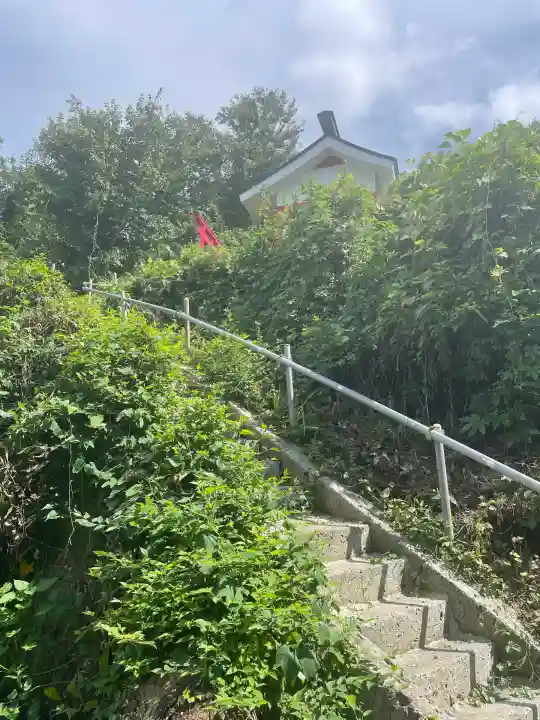 稲荷神社(三ツ沢上町)(神奈川県)