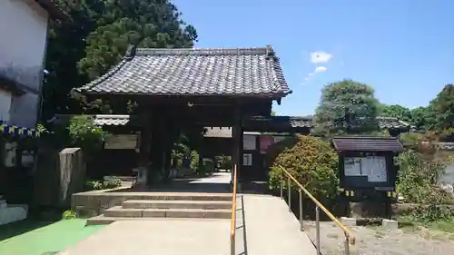 茂林寺の山門