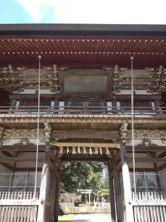 三国神社の山門・神門