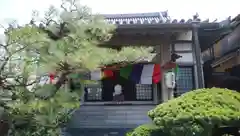 恋塚浄禅寺の本殿