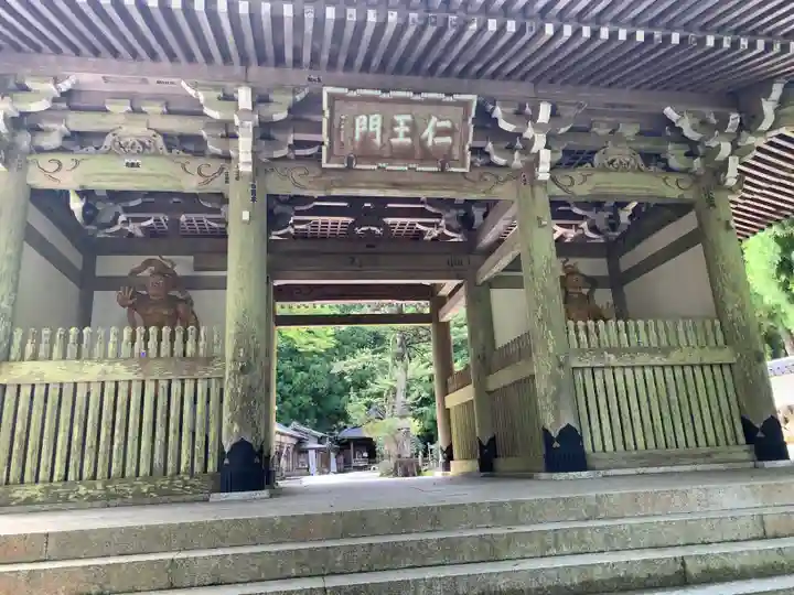 金剛證寺の山門・神門