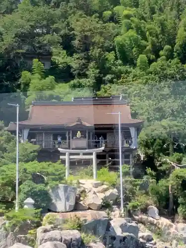 竹生島神社（都久夫須麻神社）の本殿