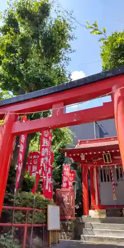 榎稲荷神社の鳥居