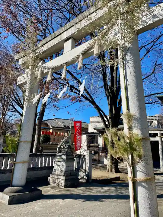 大鳥神社の{uncategorized: "未分類", other: "その他", undefined: "問題あり", building: "その他建物", grave: "お墓", sacred_gate: "鳥居", guardian: "狛犬", statue: "像", buddha: "仏像", history: "歴史", nature: "自然", garden: "庭園", animal: "動物", pagoda: "塔", temizu: "手水舎", mountain_gate: "山門・神門", sanctuary: "本殿・本堂", subordinate: "末社・摂社", art: "芸術", scenery: "景色", jizo: "地蔵", ema: "絵馬", goshuin: "御朱印", omikuji: "おみくじ", items: "授与品その他", amulet: "お守り", goshuincho: "御朱印帳", eats: "食事", festival: "お祭り", votive_dance: "神楽", shichigosan: "七五三参", wedding: "結婚式", experience: "体験その他", initially: "初詣", around: "周辺", anti_infection: "感染症対策"}